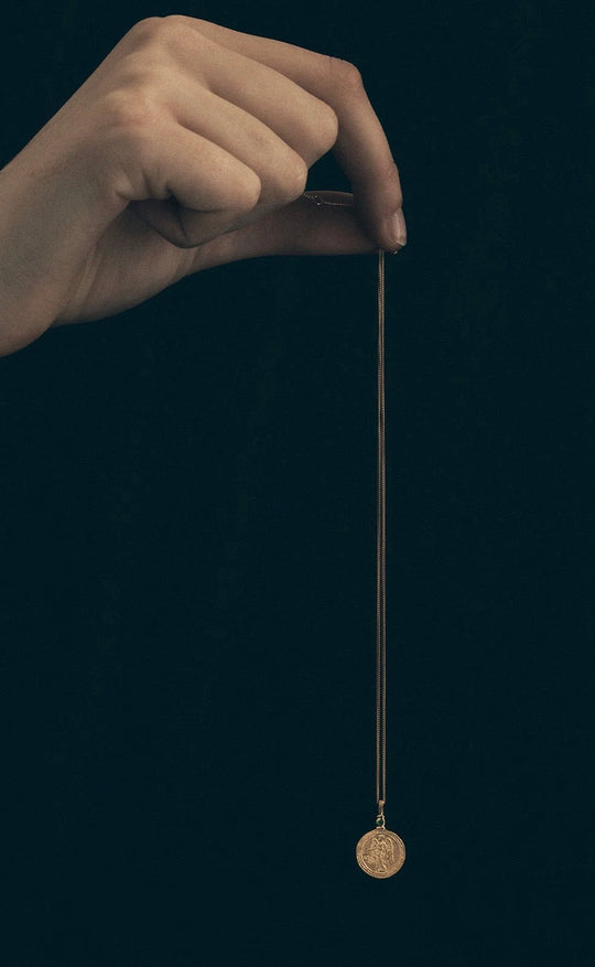 Serafina Coin Necklace Gold