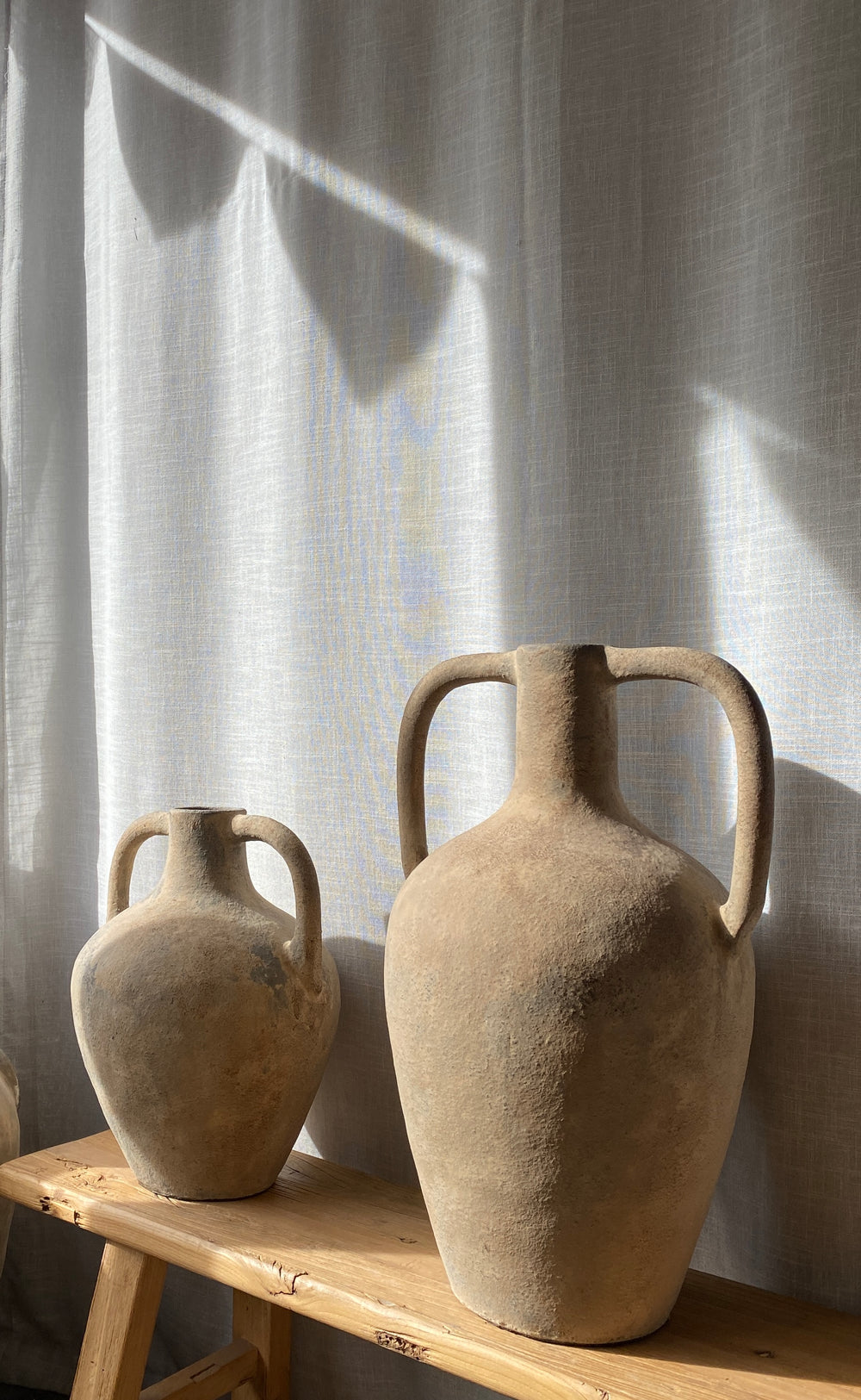 Double Handed Earthen Urn L