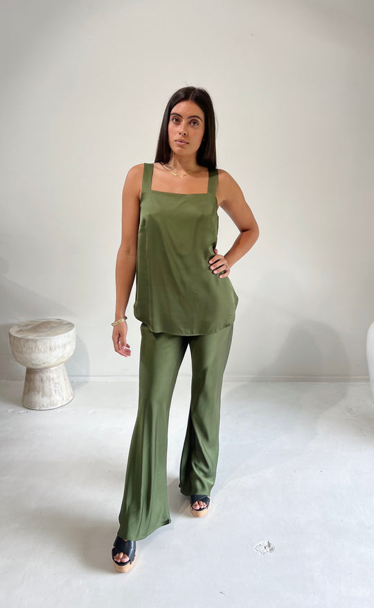 Parisienne Pant Olive Satin