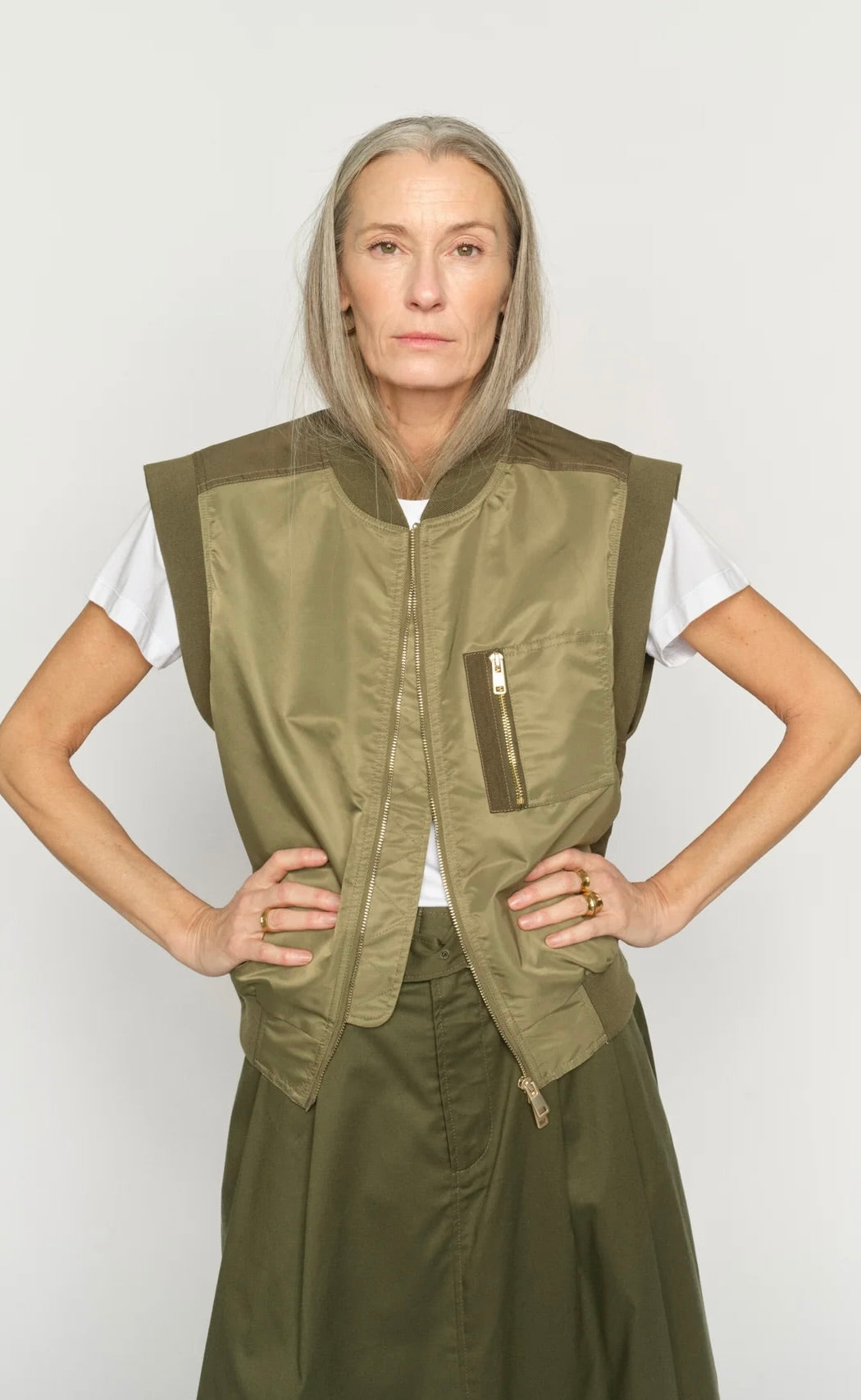 Jovo Neola Vest Olive Night