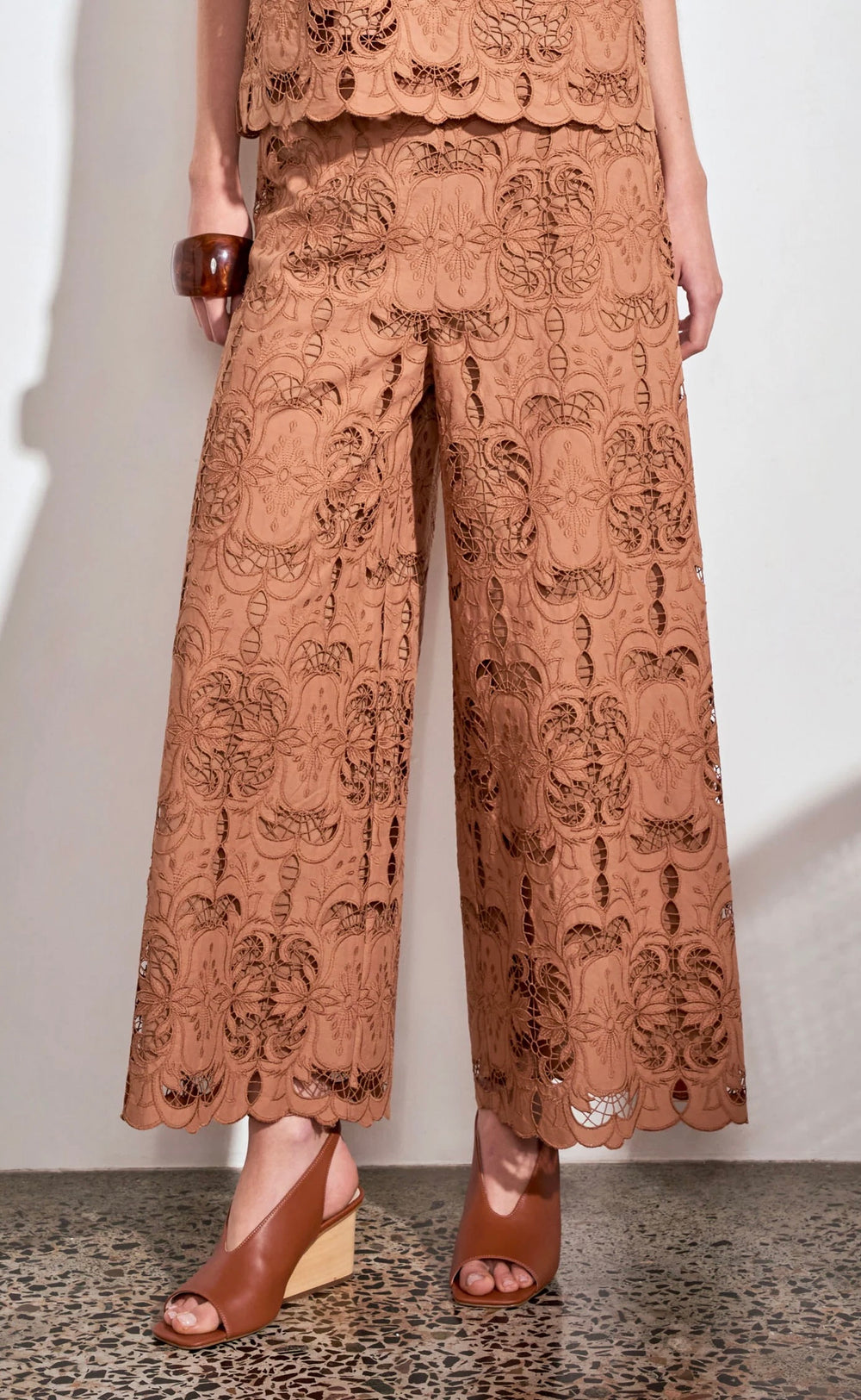 Surge Pant Truffle