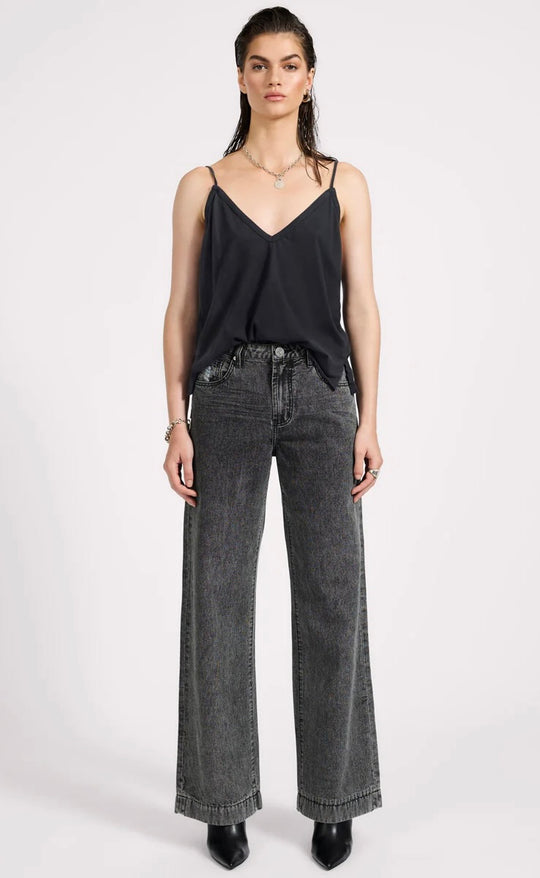 Jackson Wide Leg Jean Worn Black