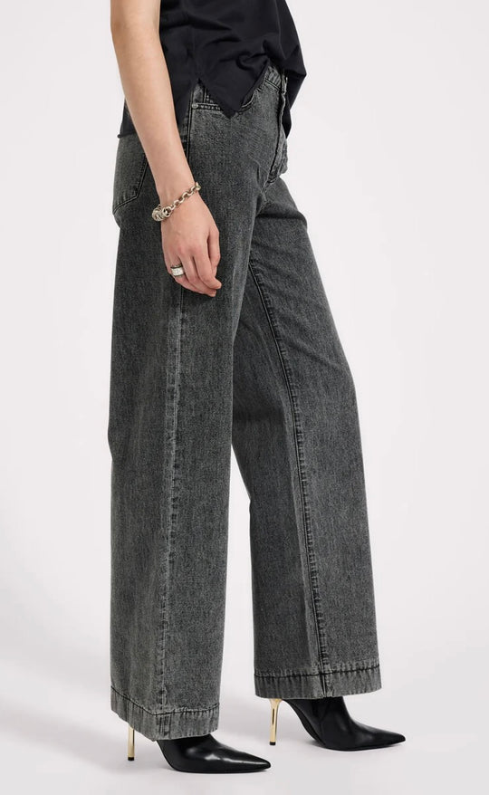 Jackson Wide Leg Jean Worn Black