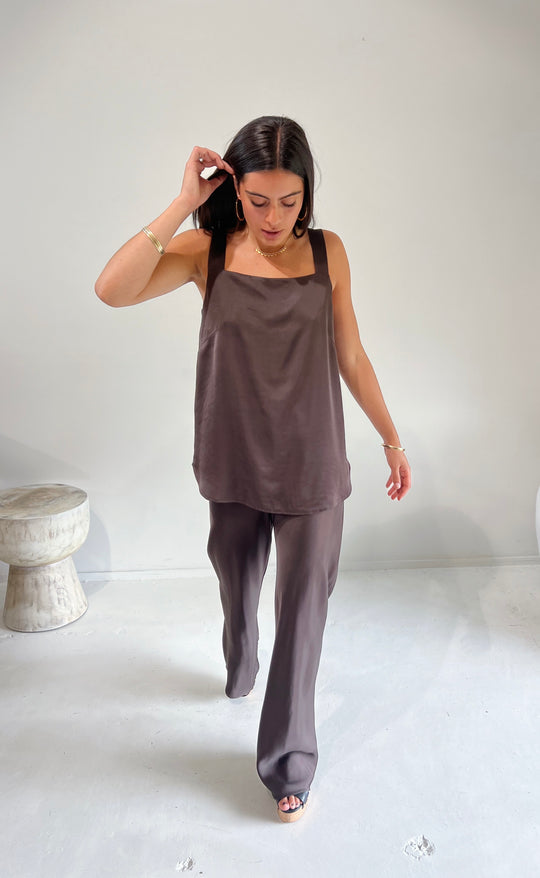 Hana Top Earth Satin