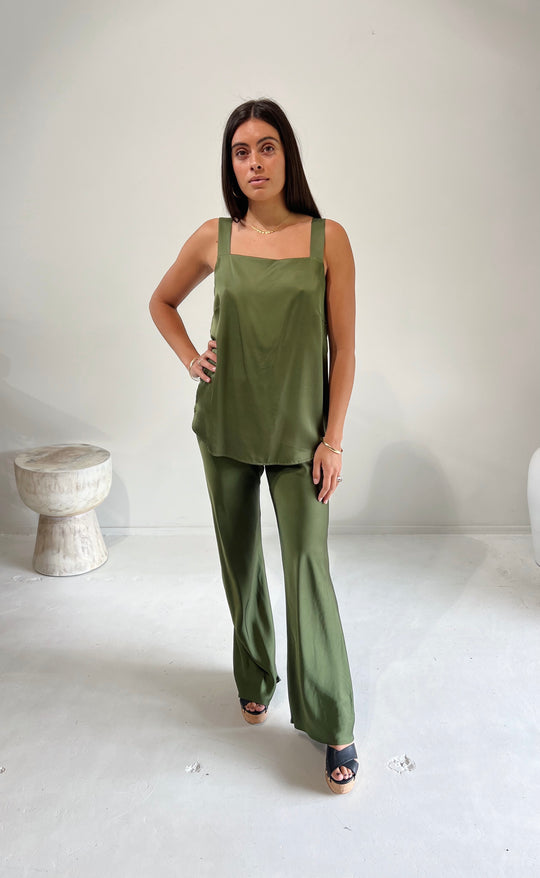 Hana Top Olive Satin