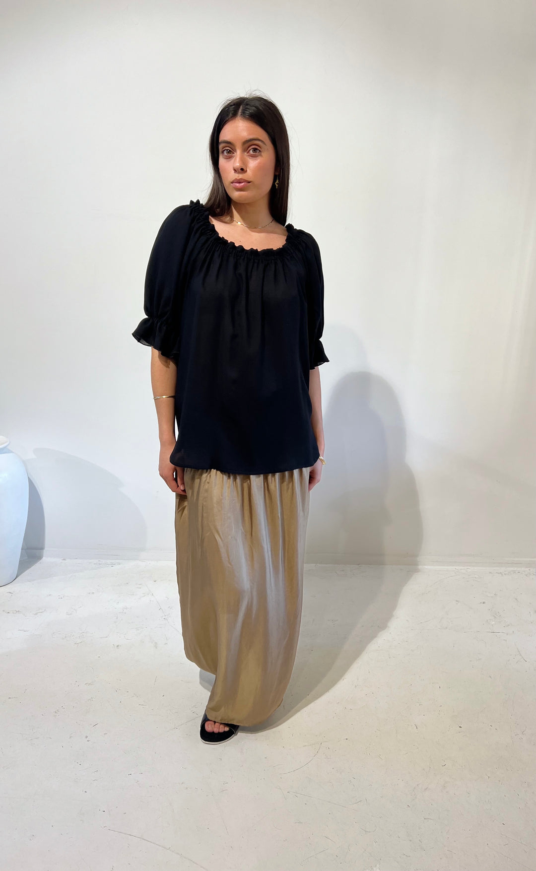 Temple Skirt Silk Taupe