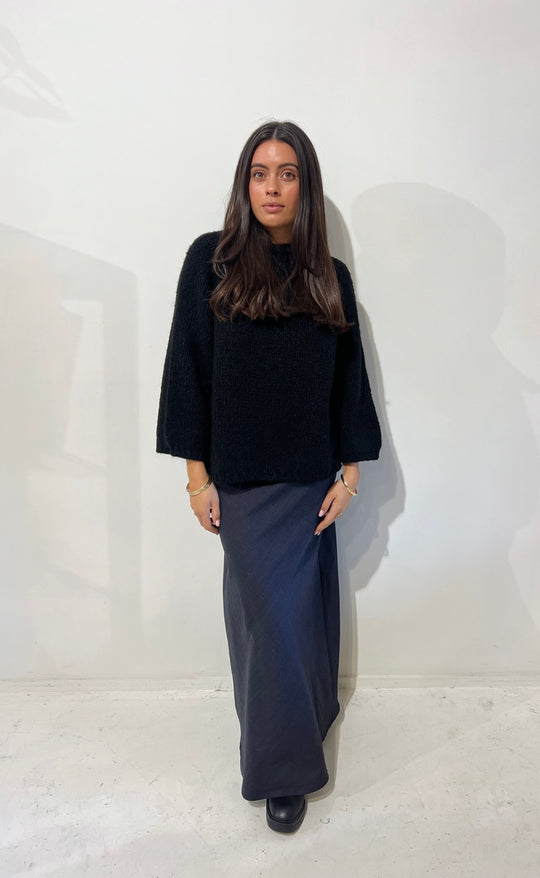 Soraya Boxy Bouclé Sweater | Black