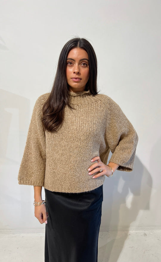 Soraya Boxy Bouclé Sweater | Honey