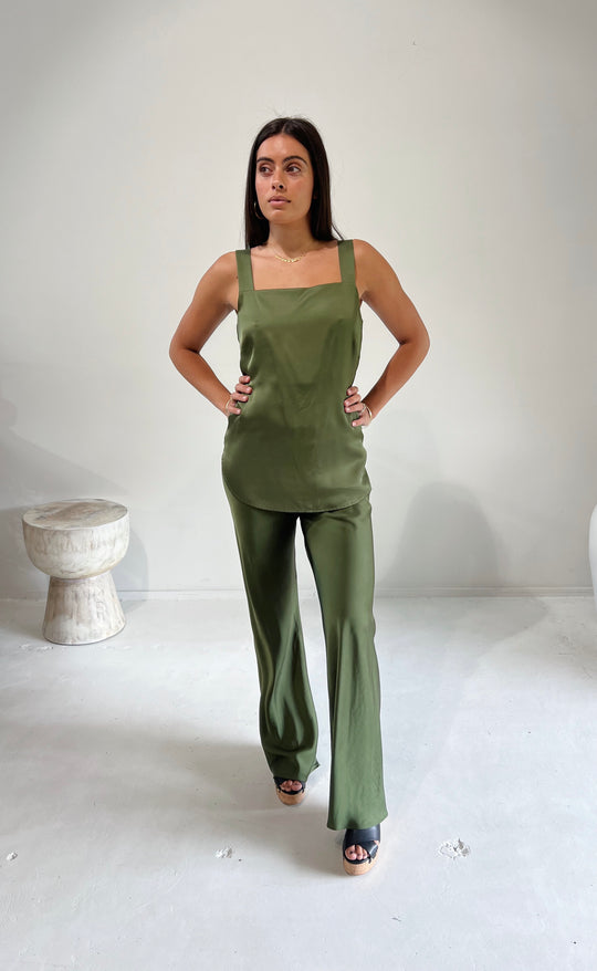 Parisienne Pant Olive Satin