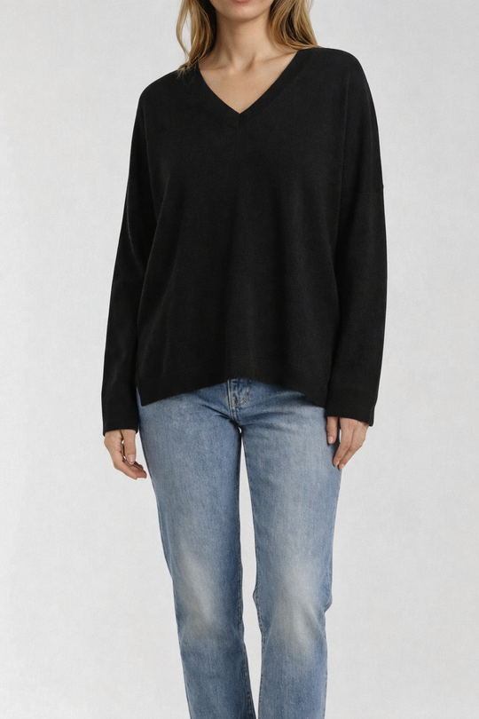 Always V Neck Black