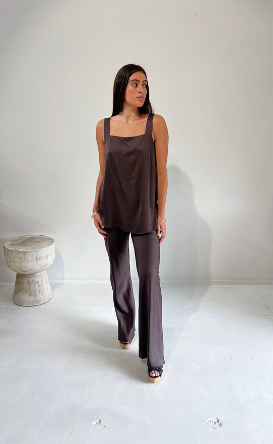 Hana Top Earth Satin