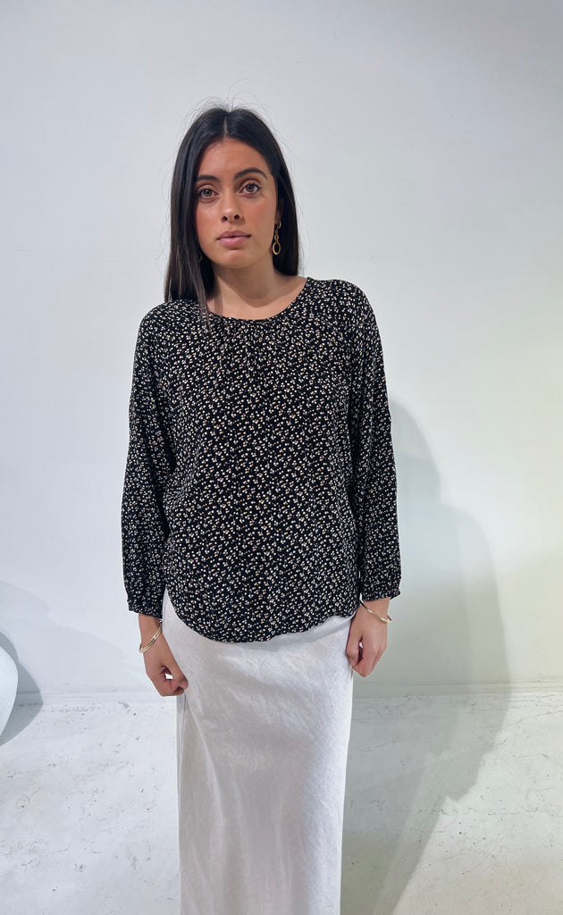 The Empower Blouse Winter Floral Smith & Western