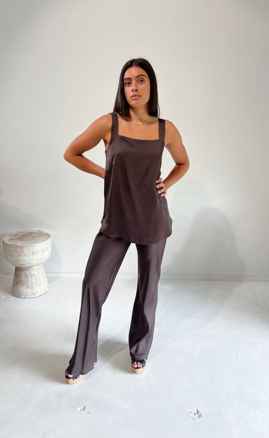 Hana Top Earth Satin