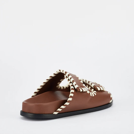 Fontelina Footbed | Cocoa / Off White Trim