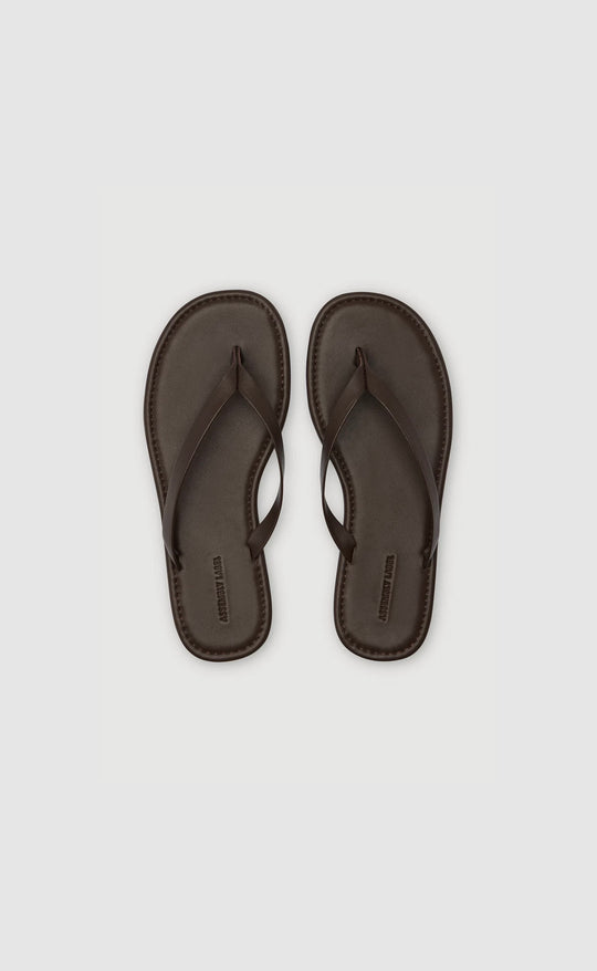 Alina Leather Thong Walnut