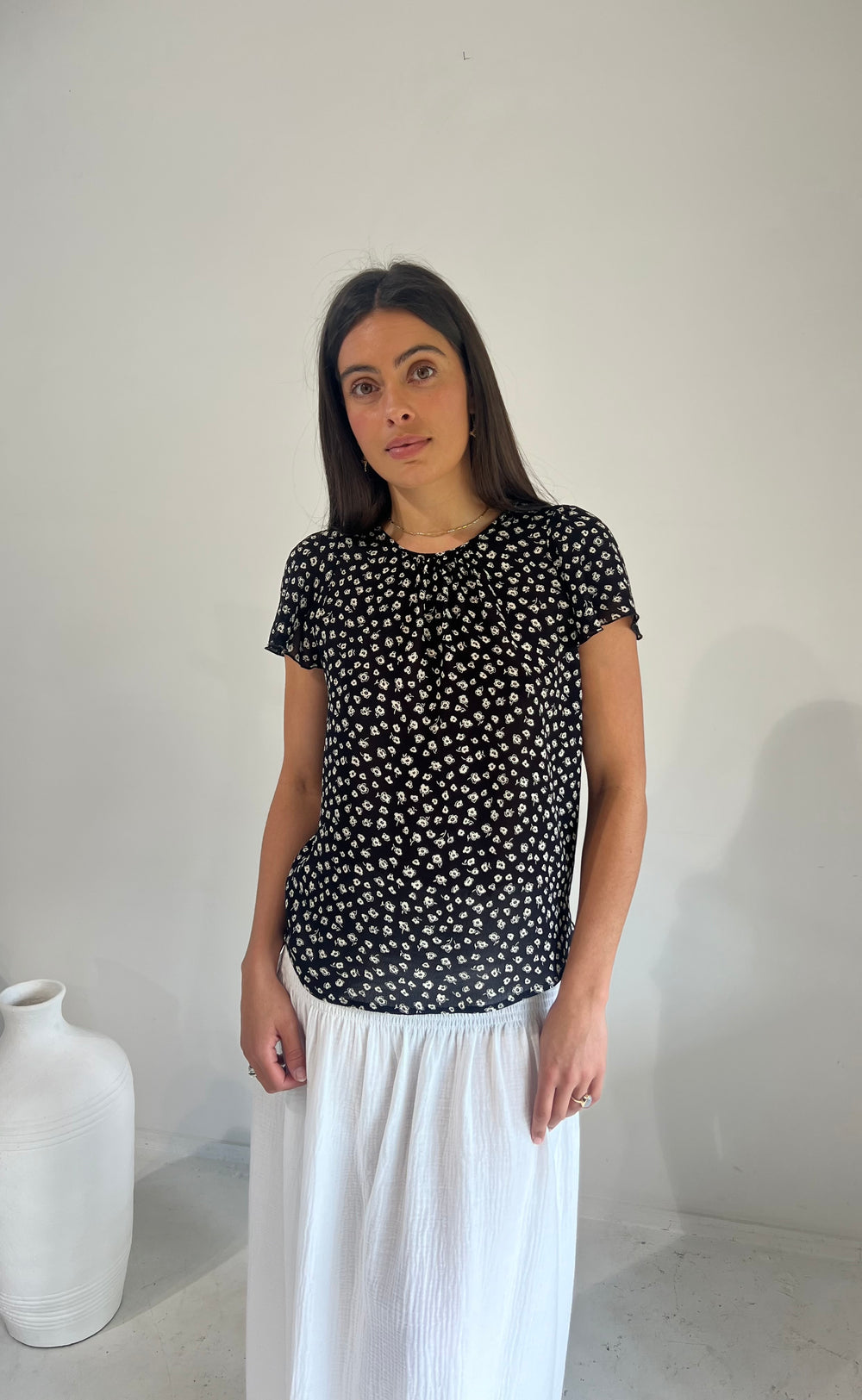 Cara Top S/S Blk-Wh Floral