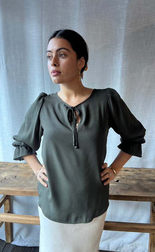 Cara Top Khaki