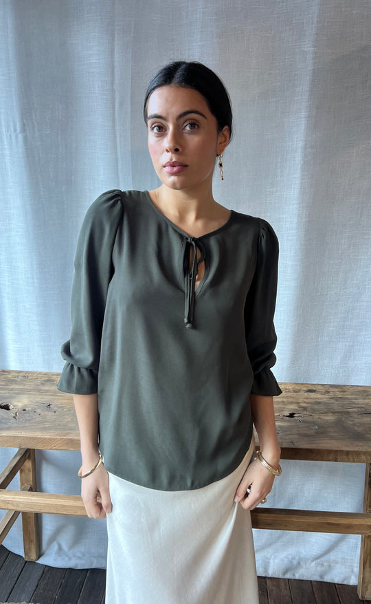 Cara Top Khaki
