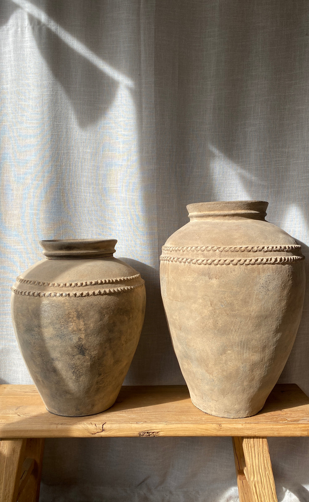 Textured Earthen Urn M