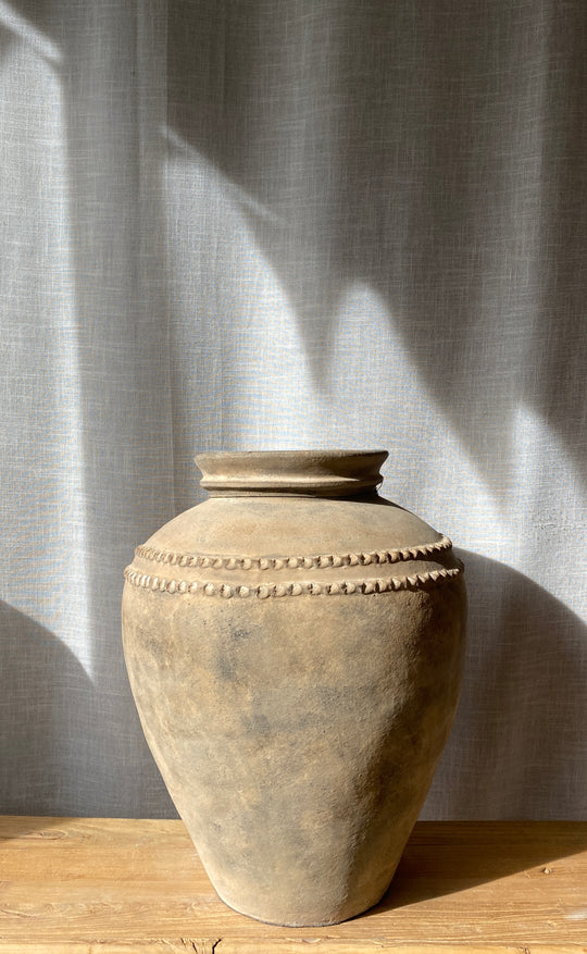 Textured Earthen Urn M