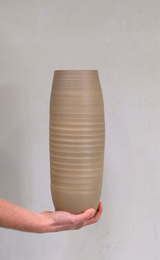 Kona Vase Mud Small