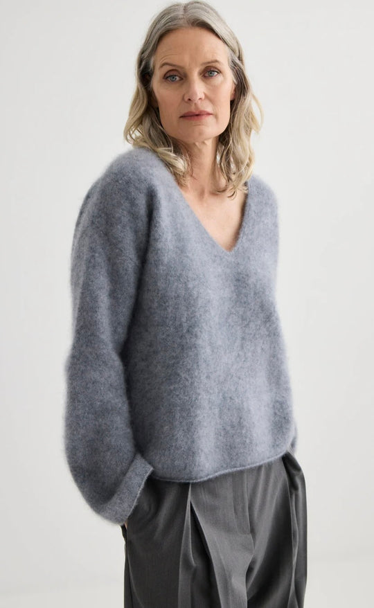 Brushed Cashmere V Neck Flannel