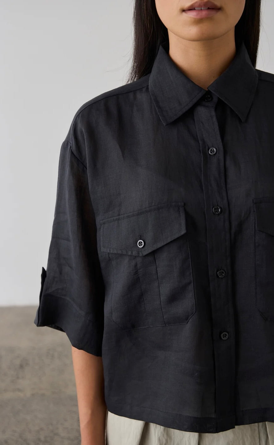 Cropped 100% Linen Shirt Black