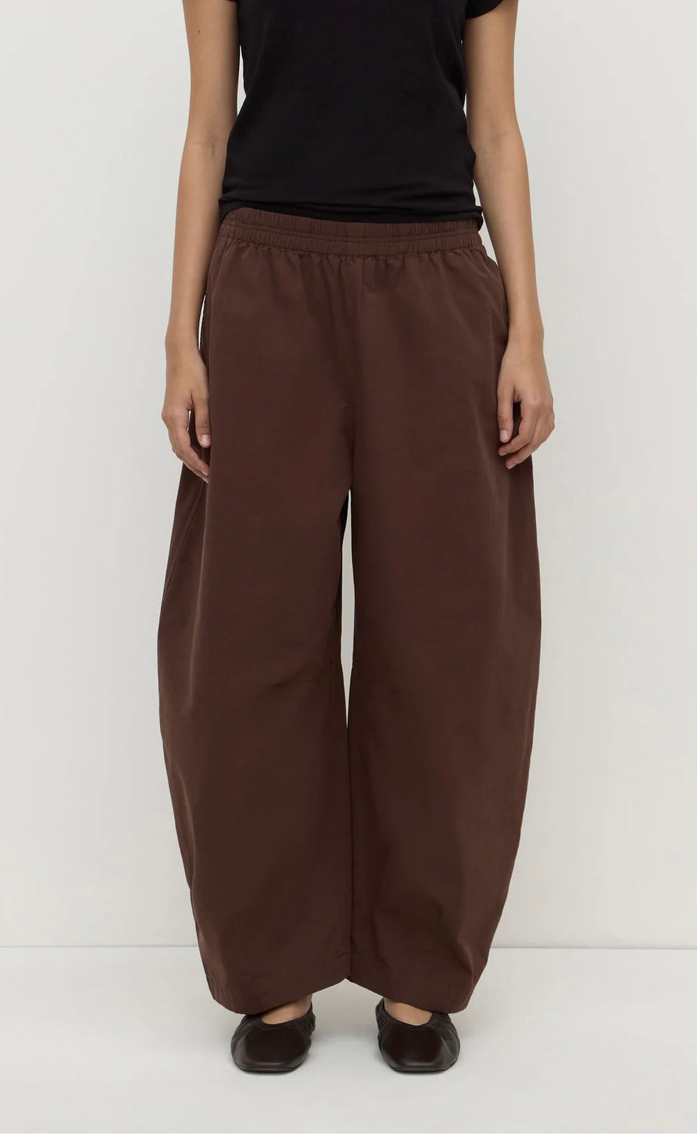 Lola Barrel Pant Ganache