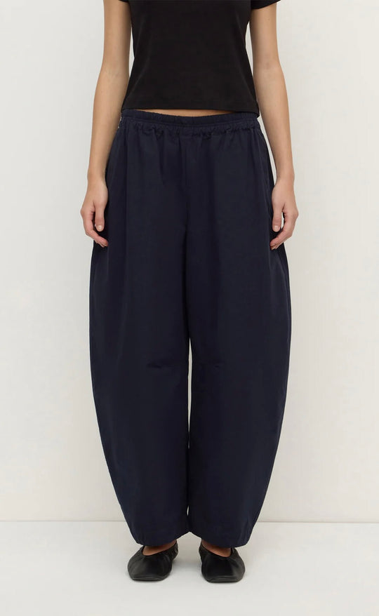 Lola Barrel Pant Navy