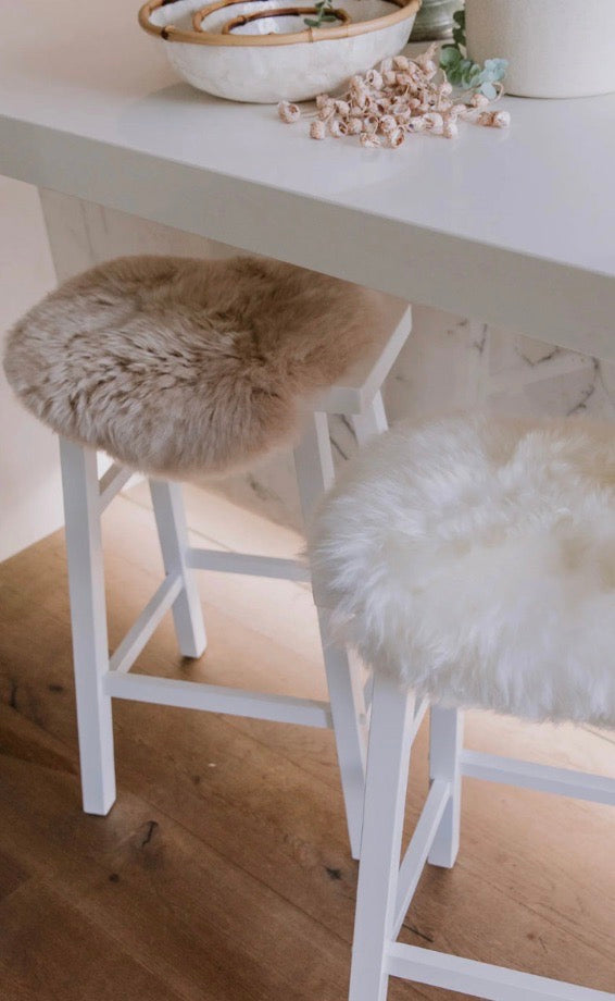 Sheepskin Circle Seat Pad Ivory