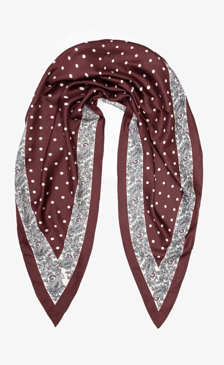Triangle Scarf | Merlot Spot
