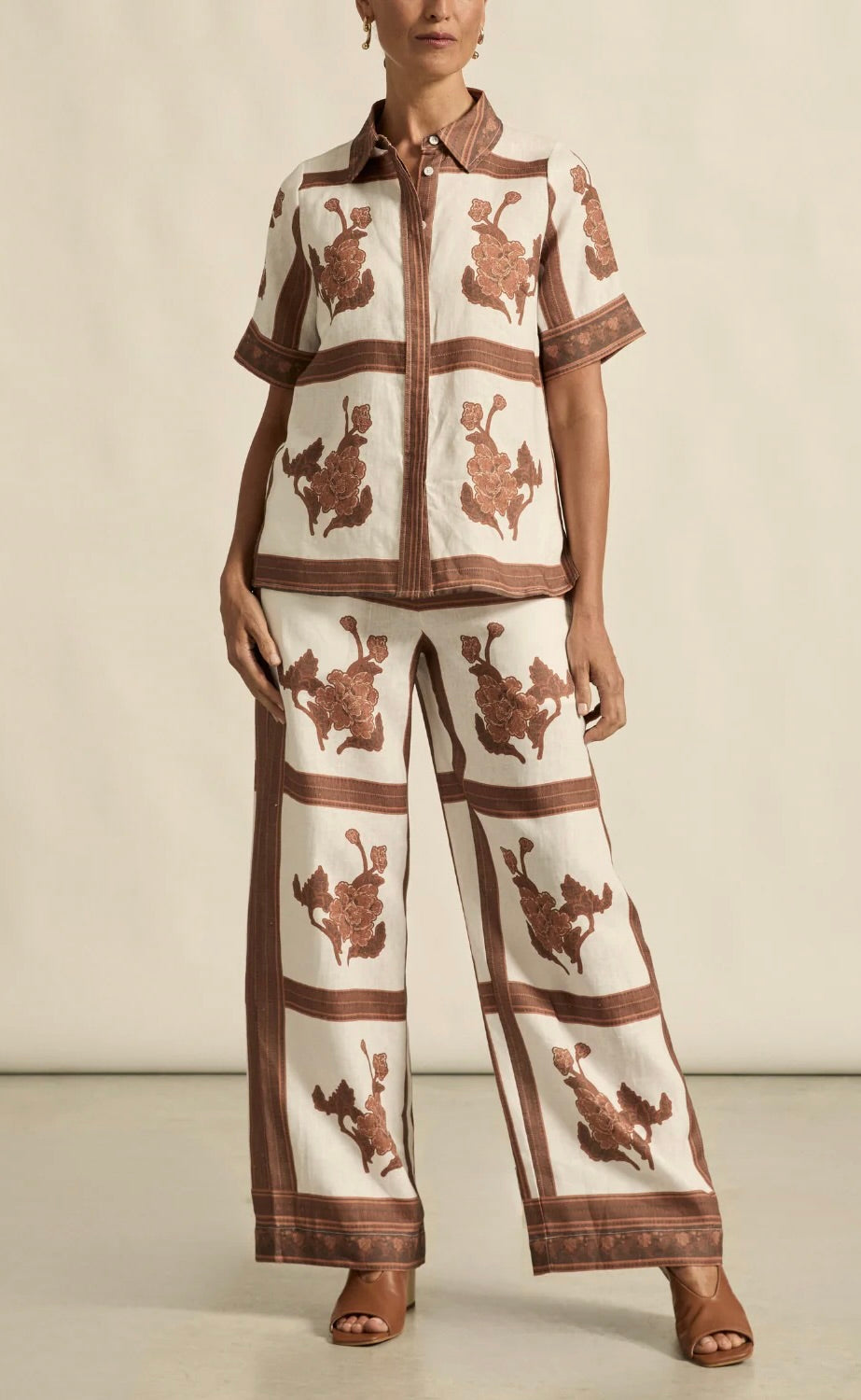 Gesture Pant Coffee Collage