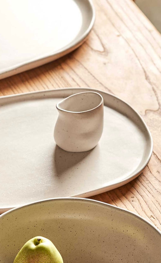 Pourer - Natural Earth Table of Plenty