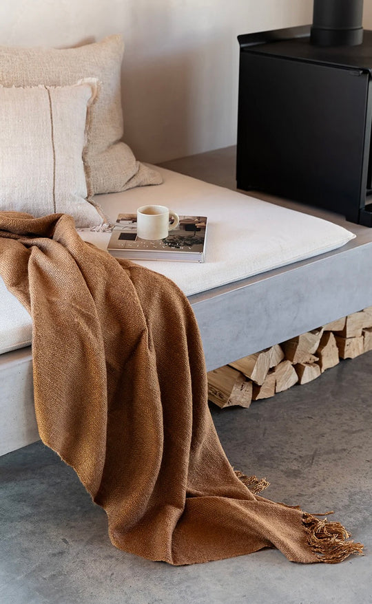Richmond Throw Cinnamon