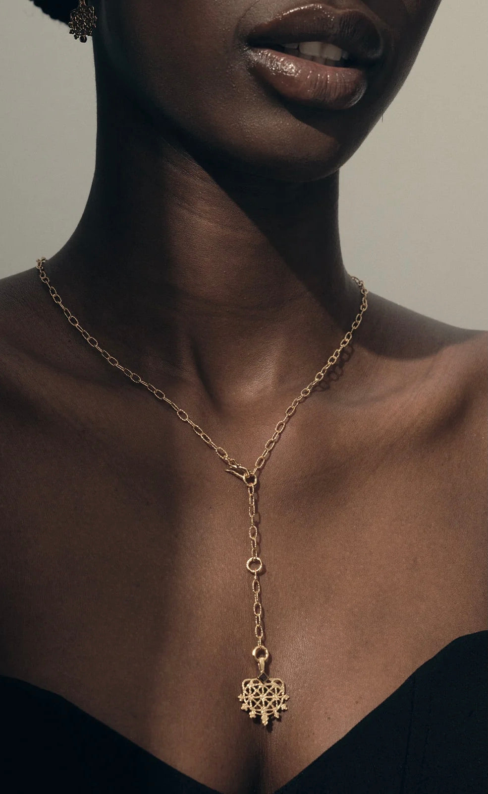 Arinna Lariat Necklace Gold