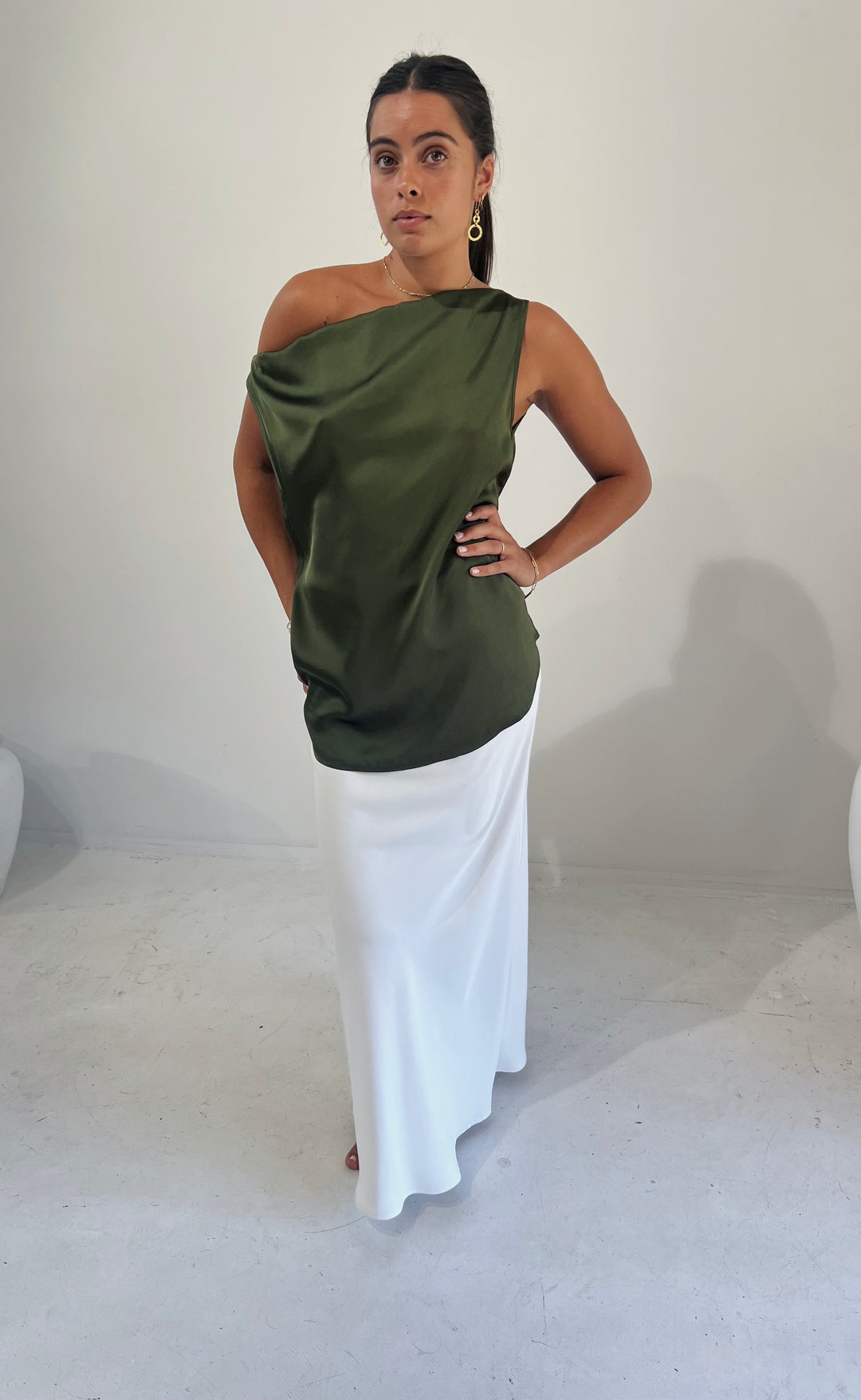 Billie Top Olive Satin