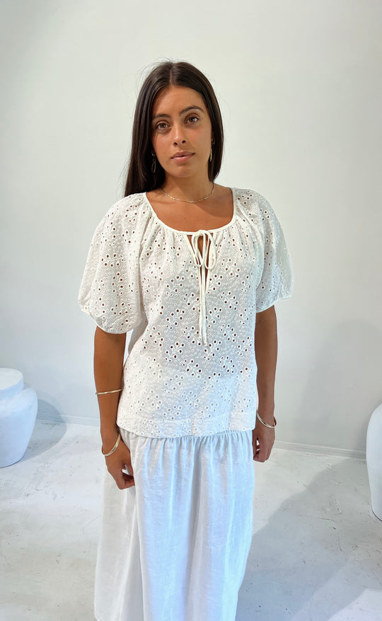 Joy Top White Lace