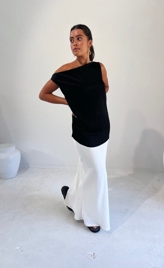 Billie Top Black Satin