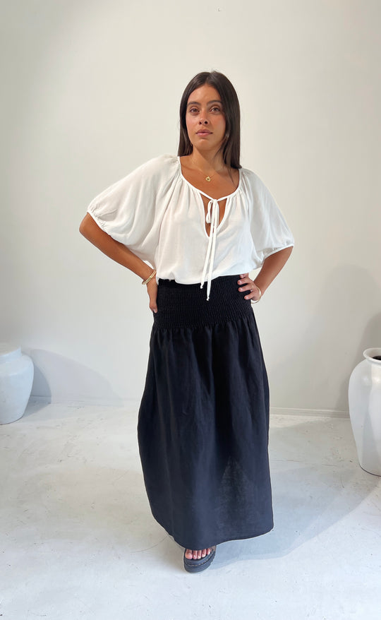 Temple Skirt Black Linen