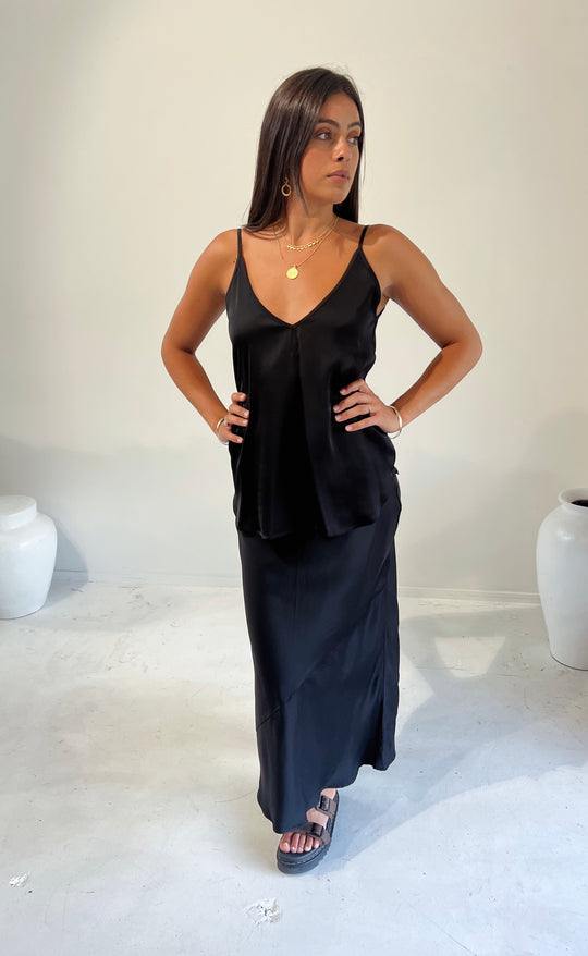 Marilyn Cami Black