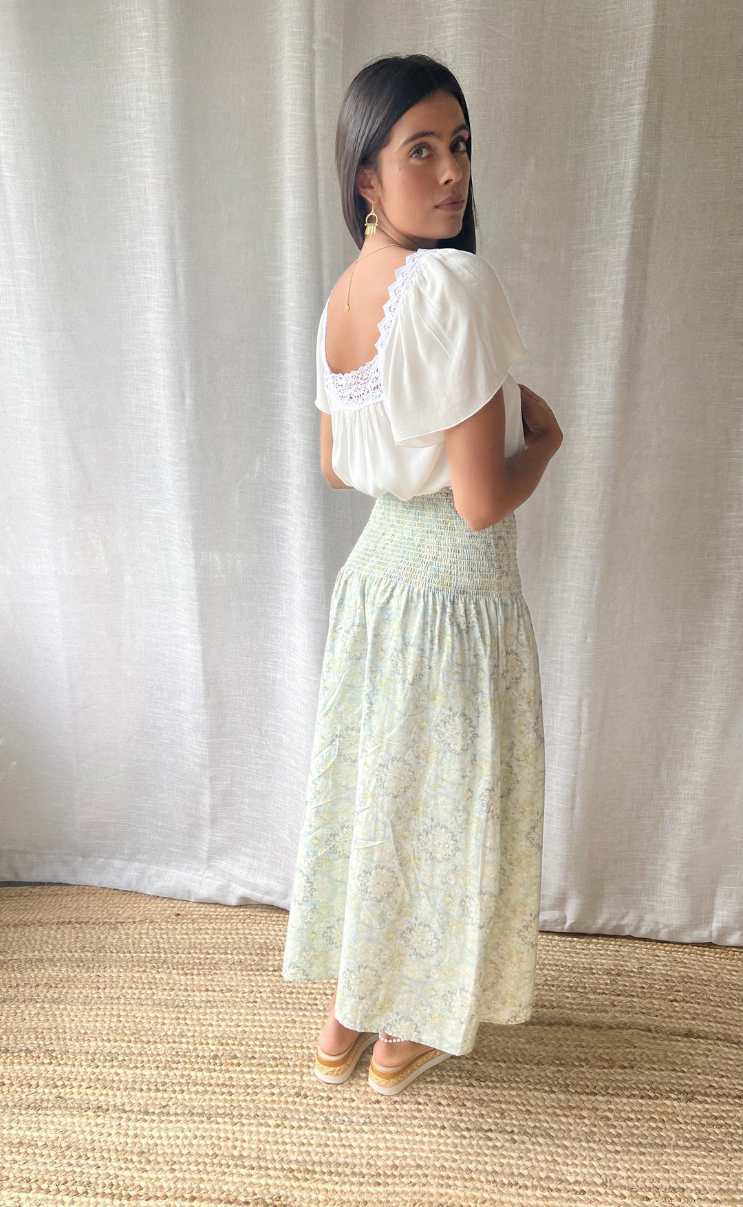 Temple Skirt Quail Vintage